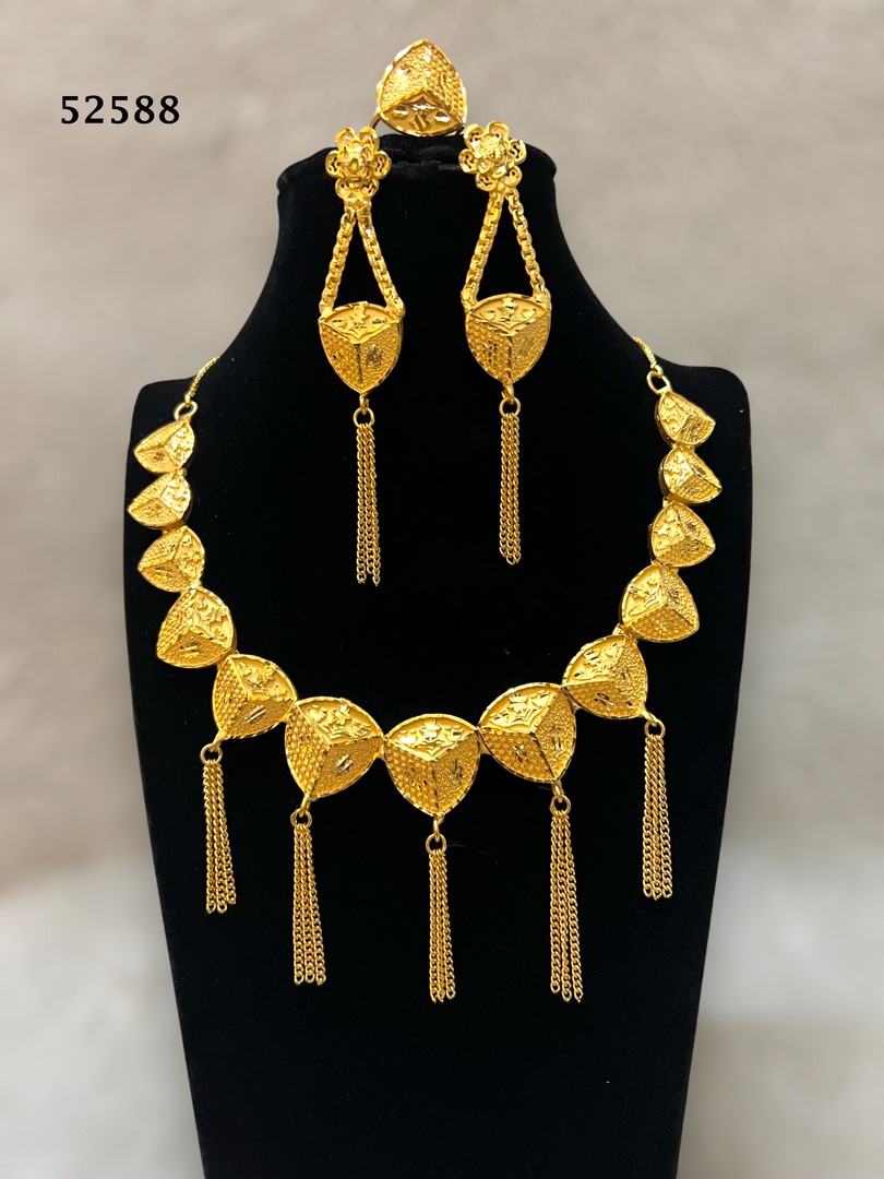 52588 Anshul Bijoux